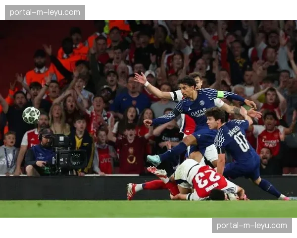 半场：阿森纳1-1巴黎圣日耳曼，萨卡与登贝莱分别破门