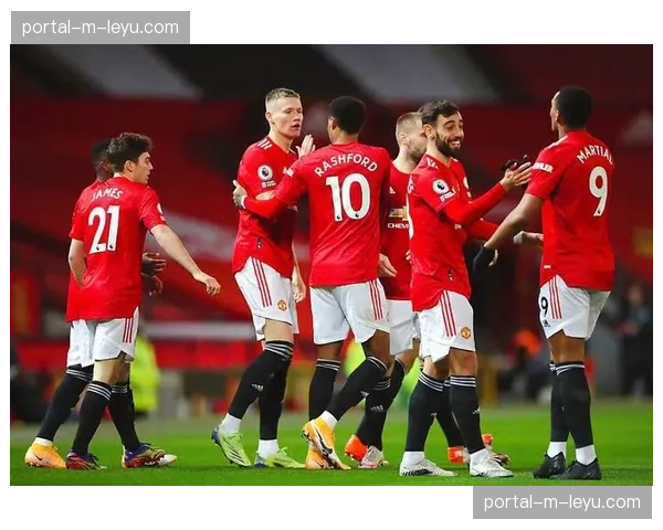 深度分析：为何三中卫体系在本赛季英超呈现复兴态势？