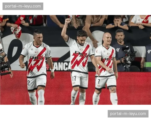 半场战报：西汉姆联1-1布伦特福德，鲍文与姆贝乌莫分别为球队建功