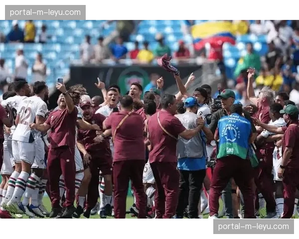 法兰西大球场启动2026年法国杯决赛前的草皮翻新工程